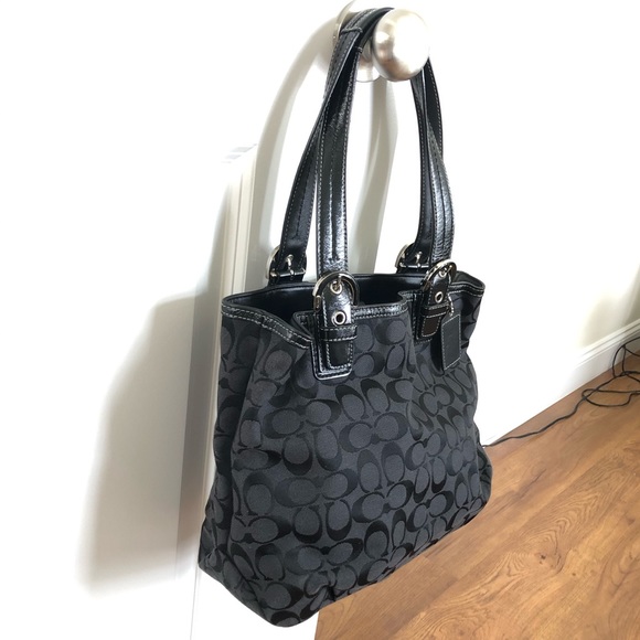 Coach shoulder bag in black signature logo - Picture 3 of 8